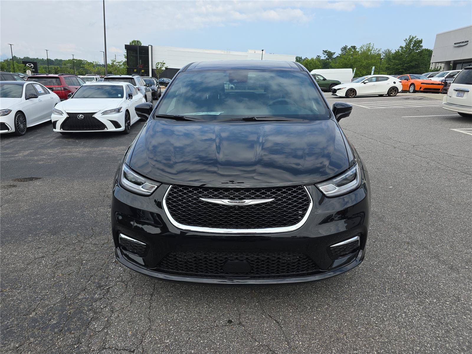 2026 Chrysler Pacifica Select - Photo 8