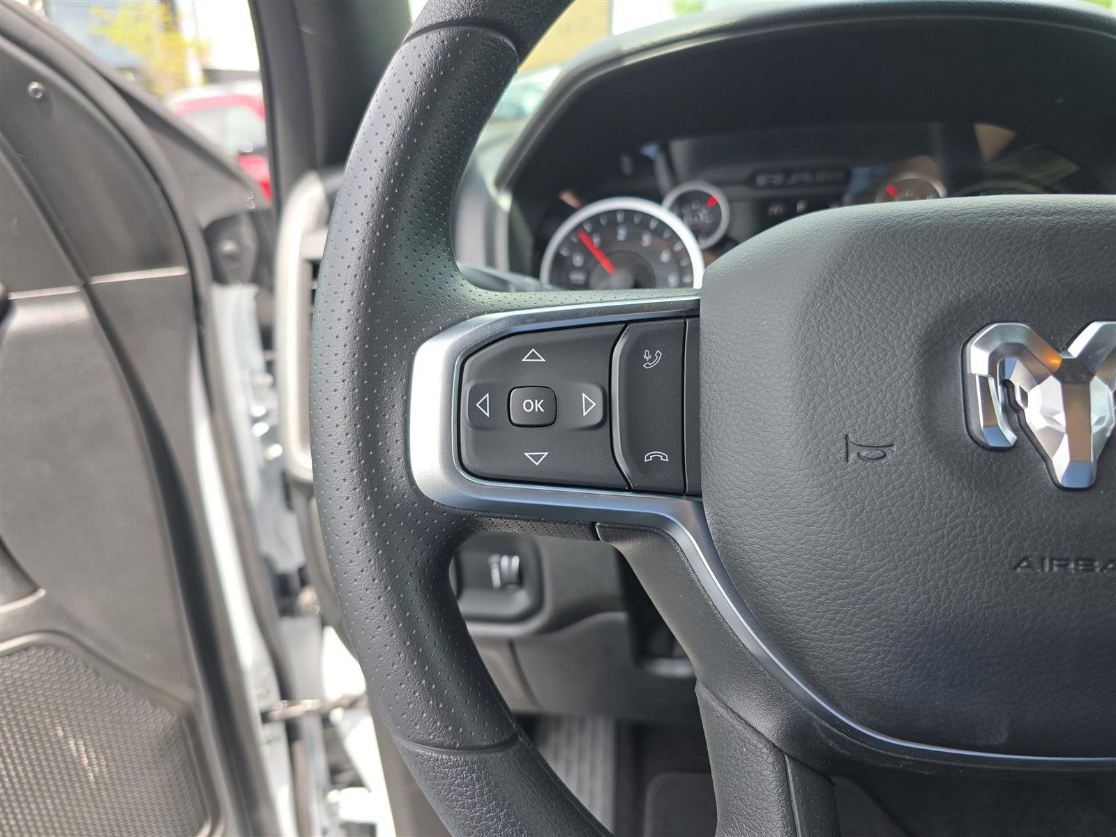 2025 RAM 1500 Tradesman - Photo 37
