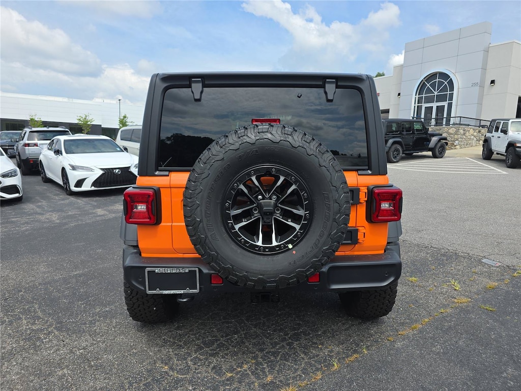 New 2026 Jeep Wrangler 4-DOOR WILLYS Sport Utility