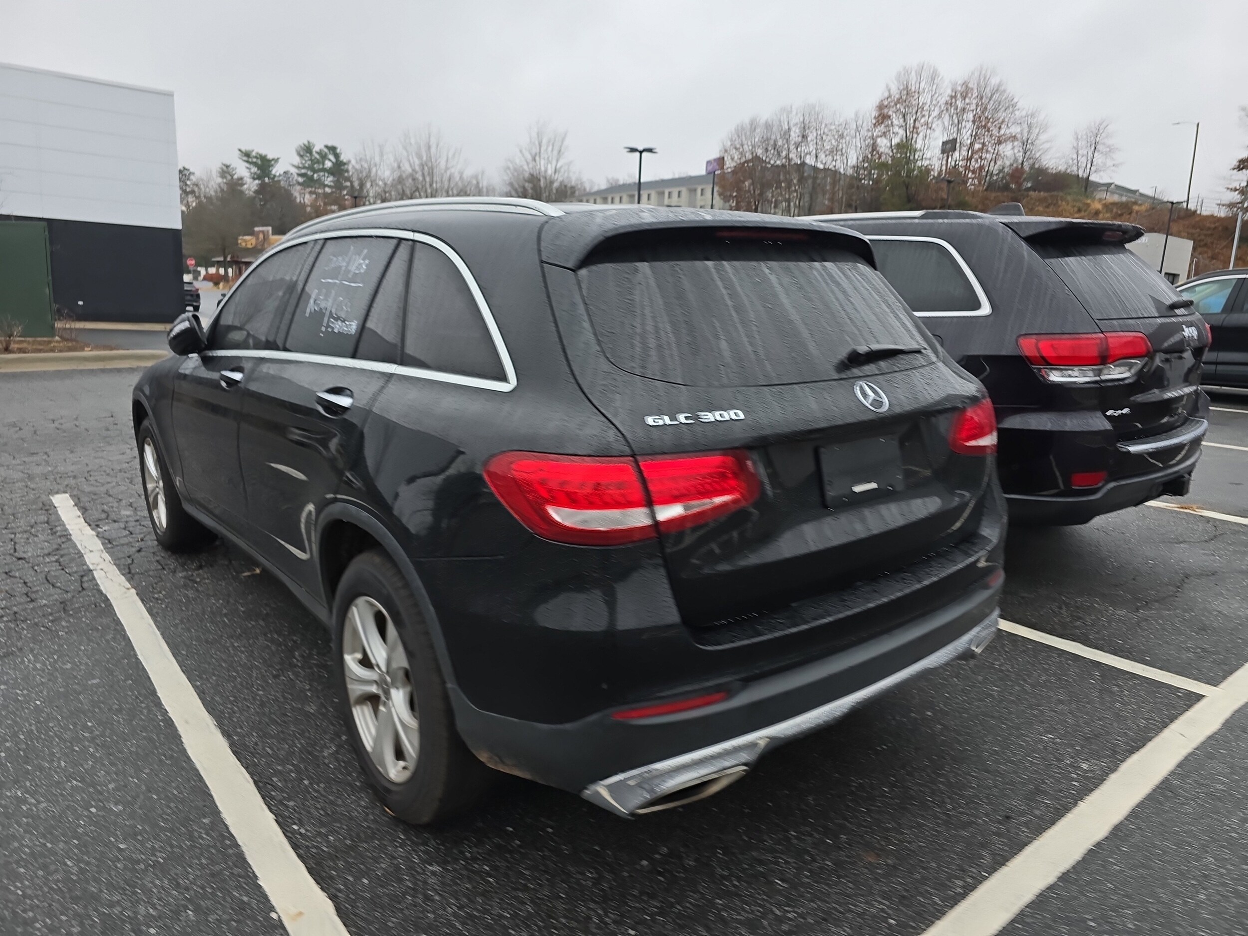 2018 Mercedes Benz GLC 300 photo 4
