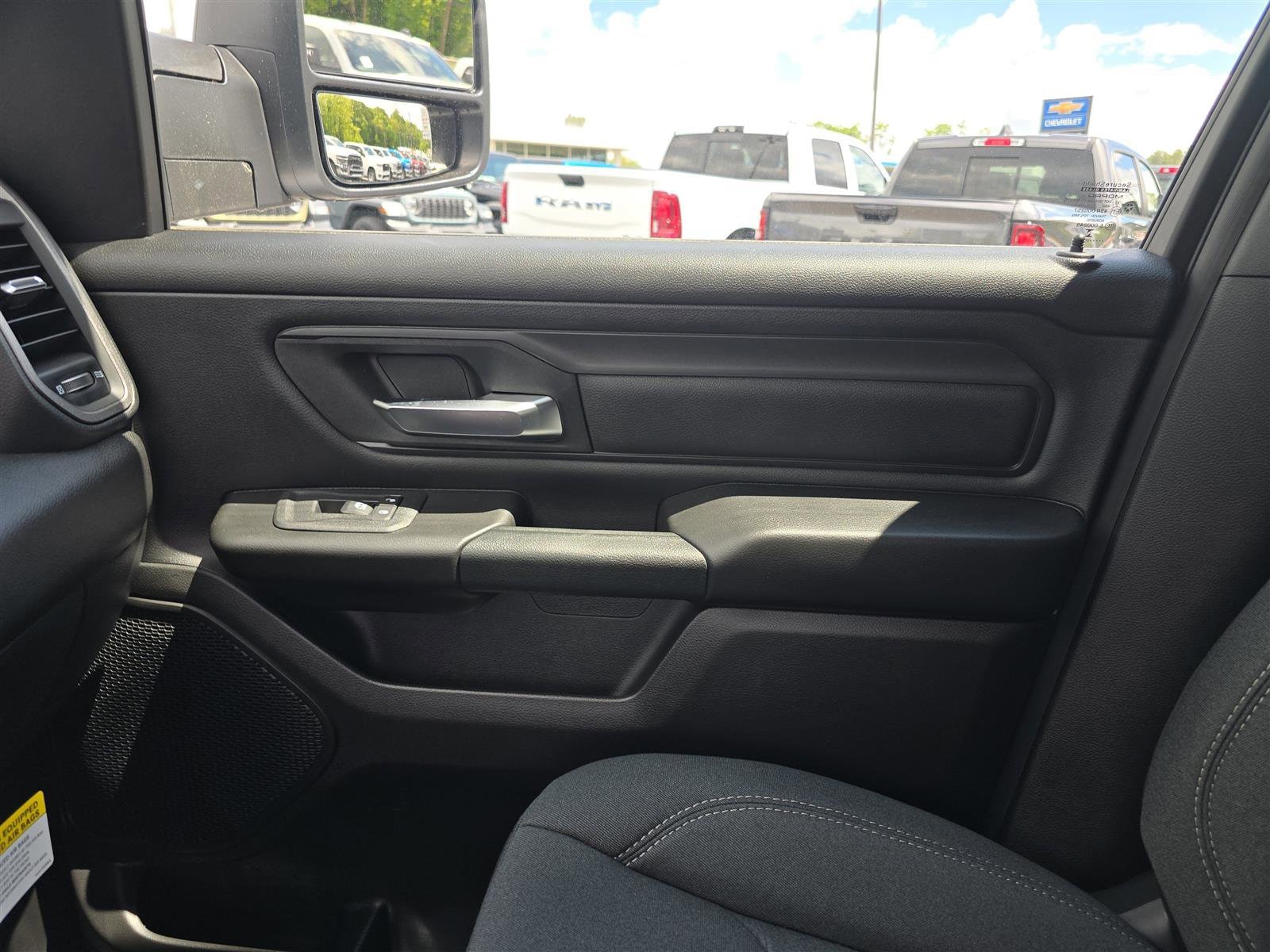 2025 RAM 1500 Tradesman - Photo 27
