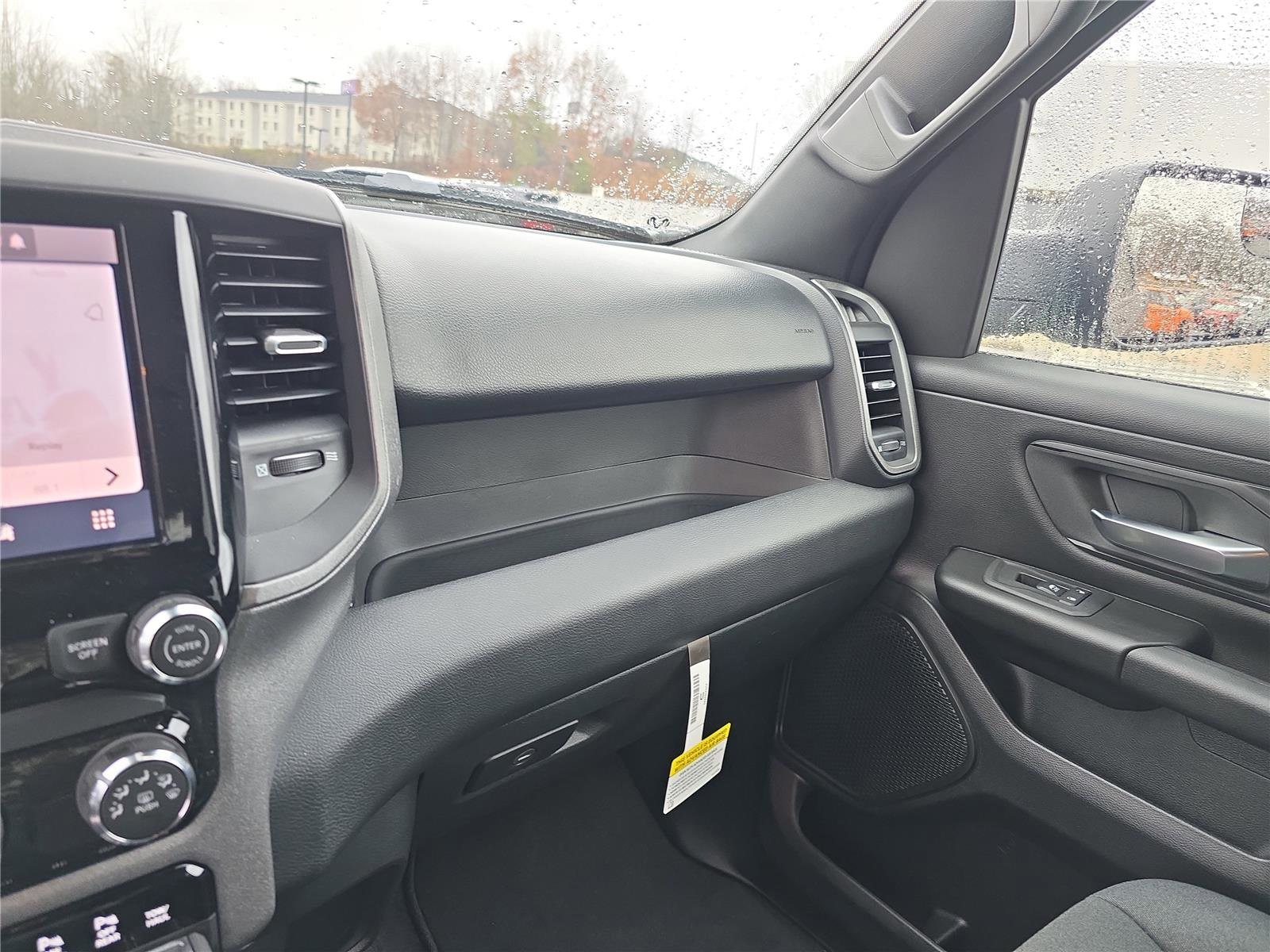 2025 RAM 1500 Tradesman - Photo 25