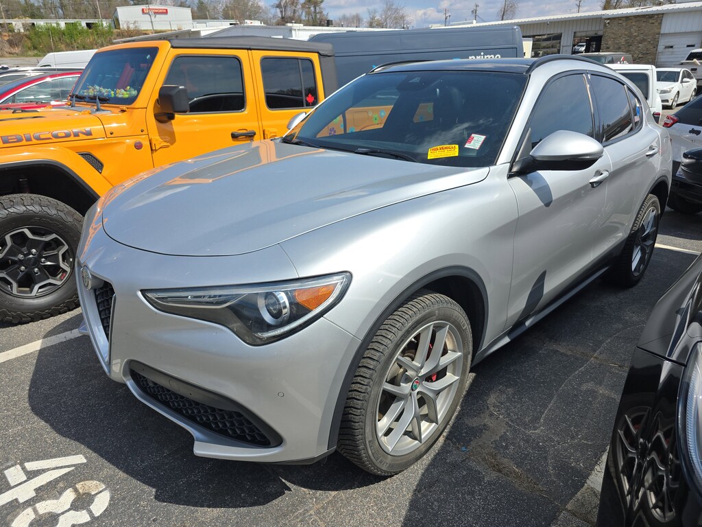 Used 2018 Alfa Romeo Stelvio Ti SUV