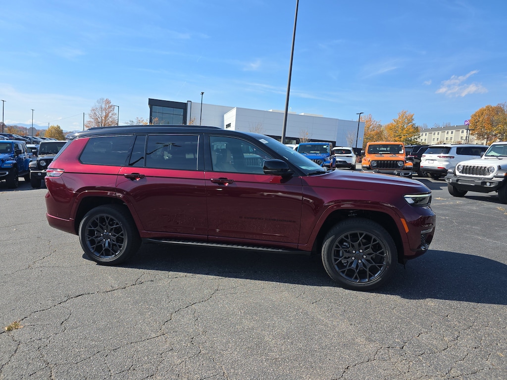 New 2025 Jeep Grand Cherokee L SUMMIT RESERVE 4X4 Sport Utility