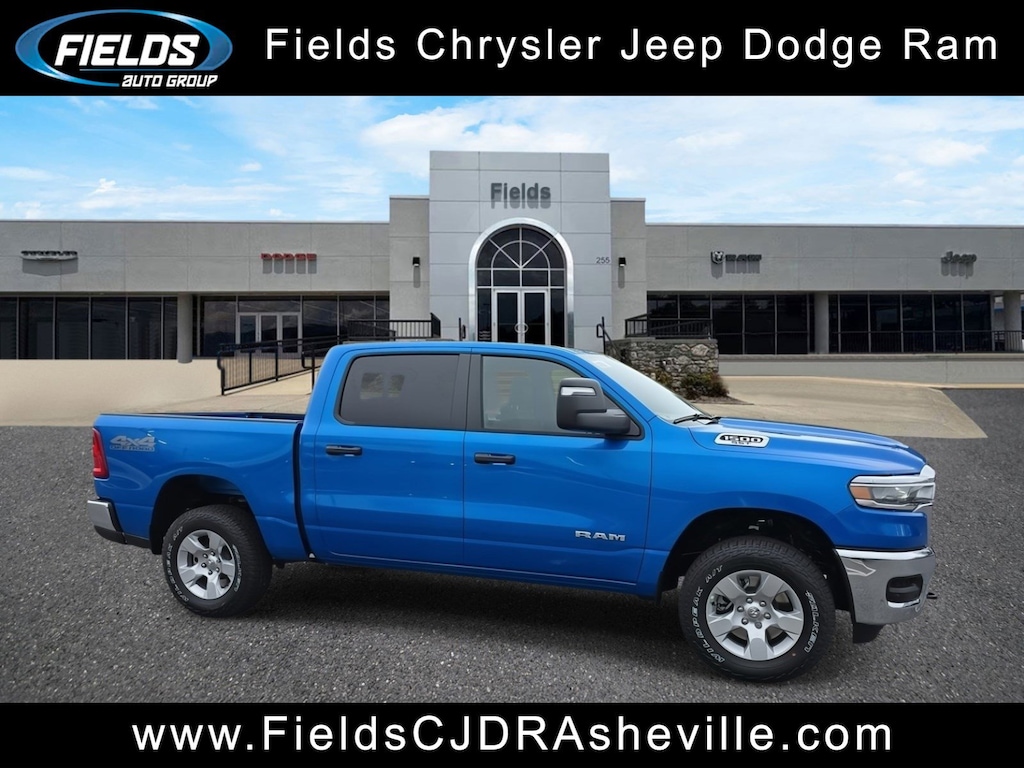 New 2025 Ram 1500 TRADESMAN CREW CAB 4X4 5'7 BOX Pickup