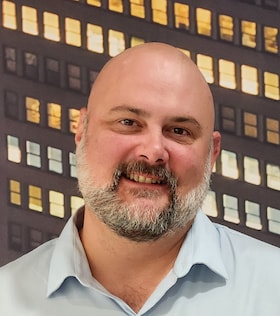 Staff member Eric Ragan from ID_6959cc1241df