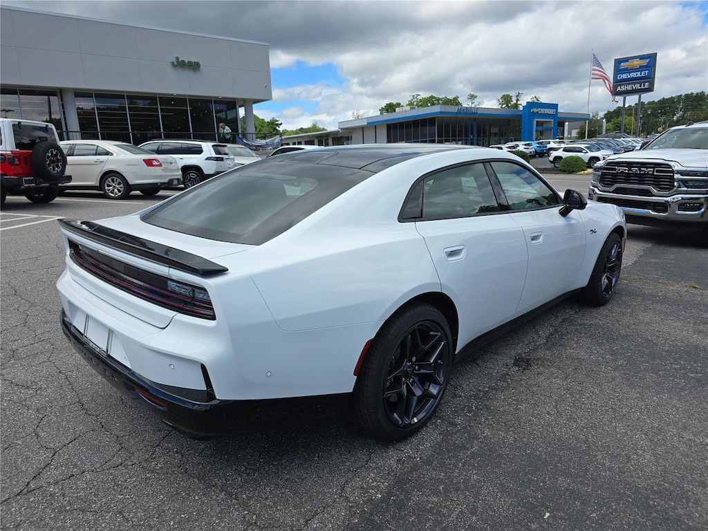 New 2026 Dodge Charger R/T PLUS 4-DOOR AWD Sedan