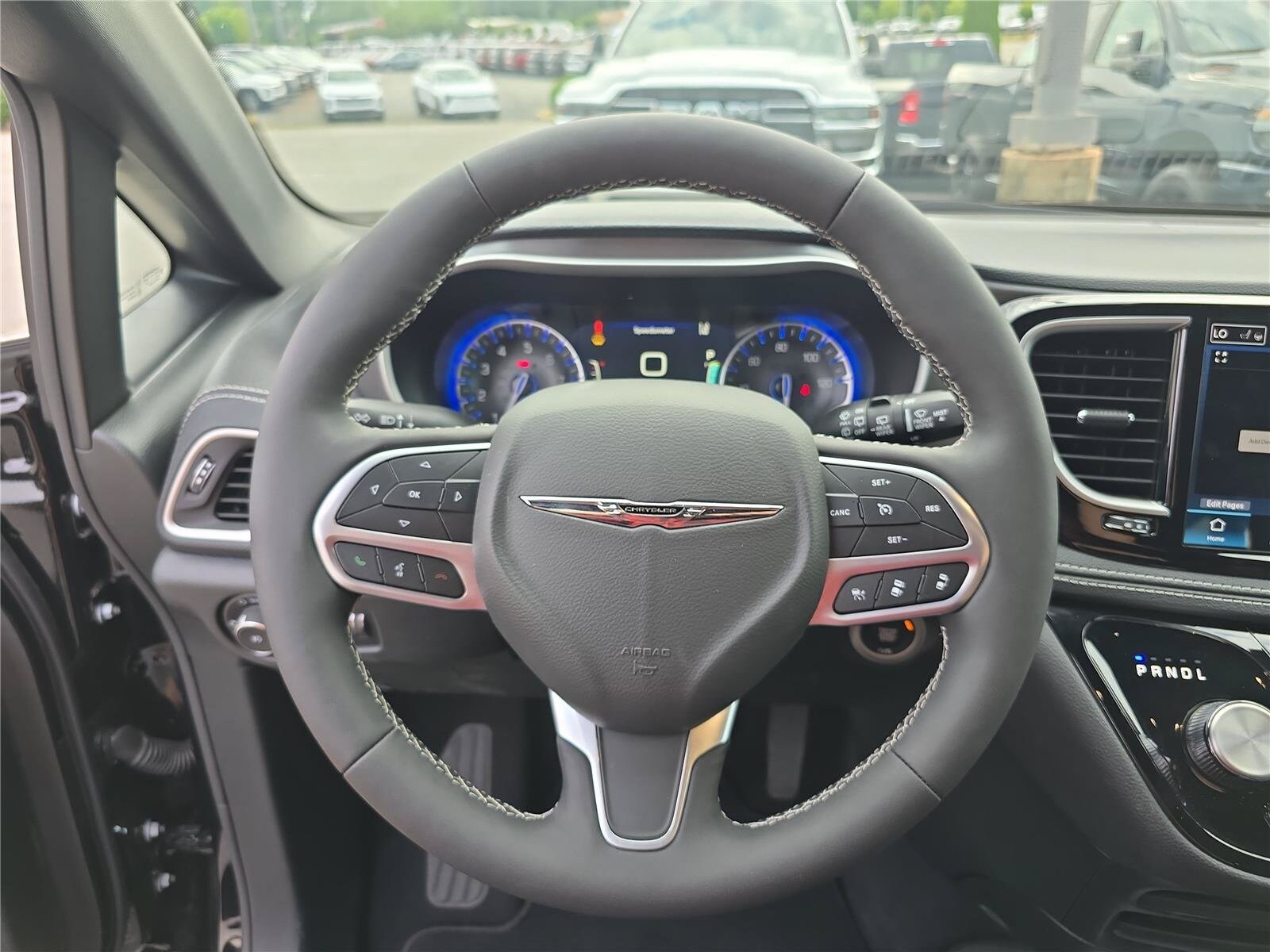 2026 Chrysler Pacifica Select - Photo 27
