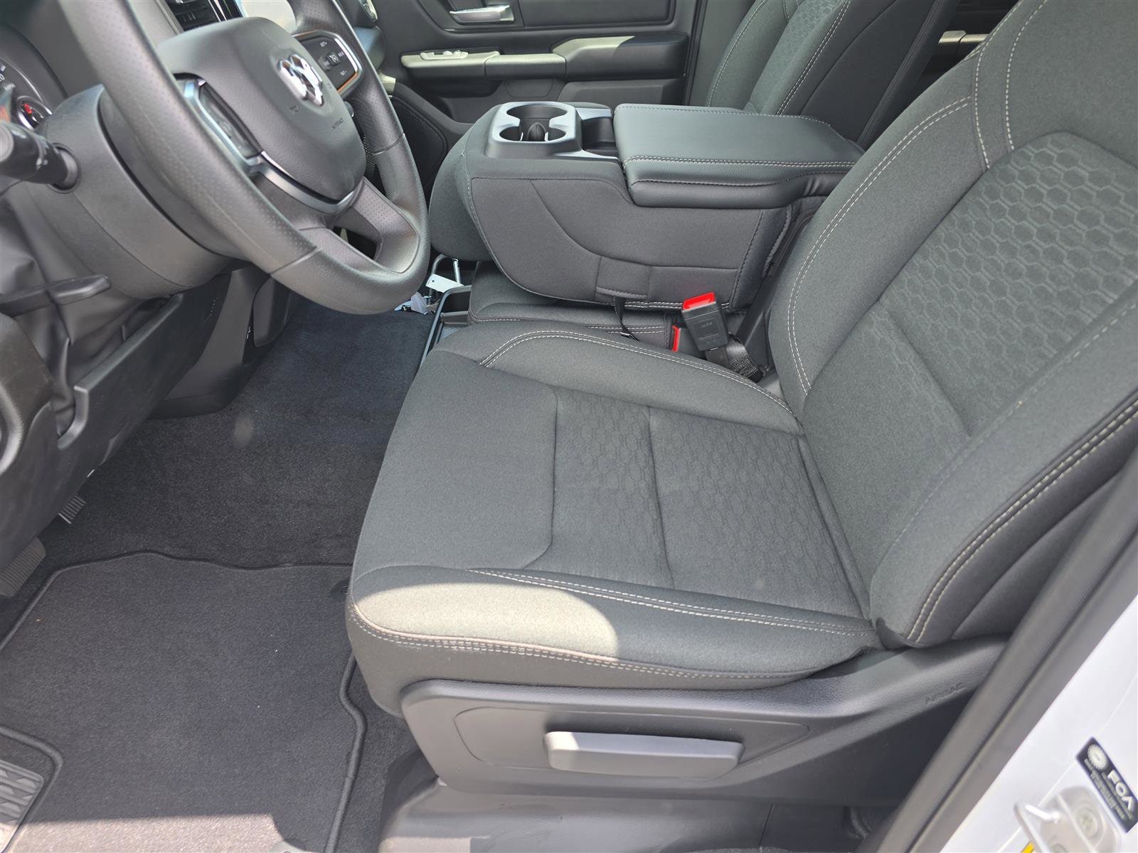 2025 RAM 1500 Tradesman - Photo 25
