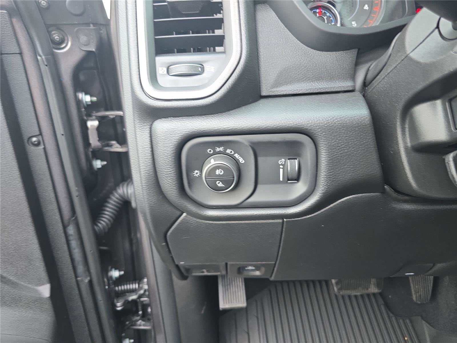 2026 RAM 3500 Tradesman - Photo 30