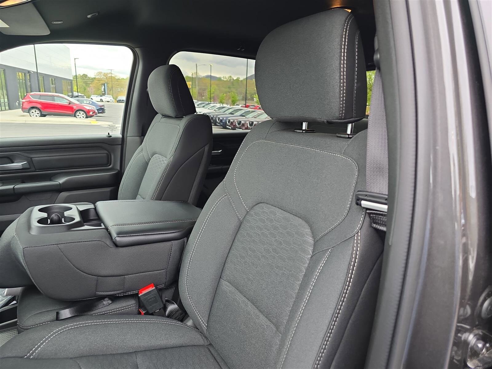 2025 RAM 1500 Tradesman - Photo 21