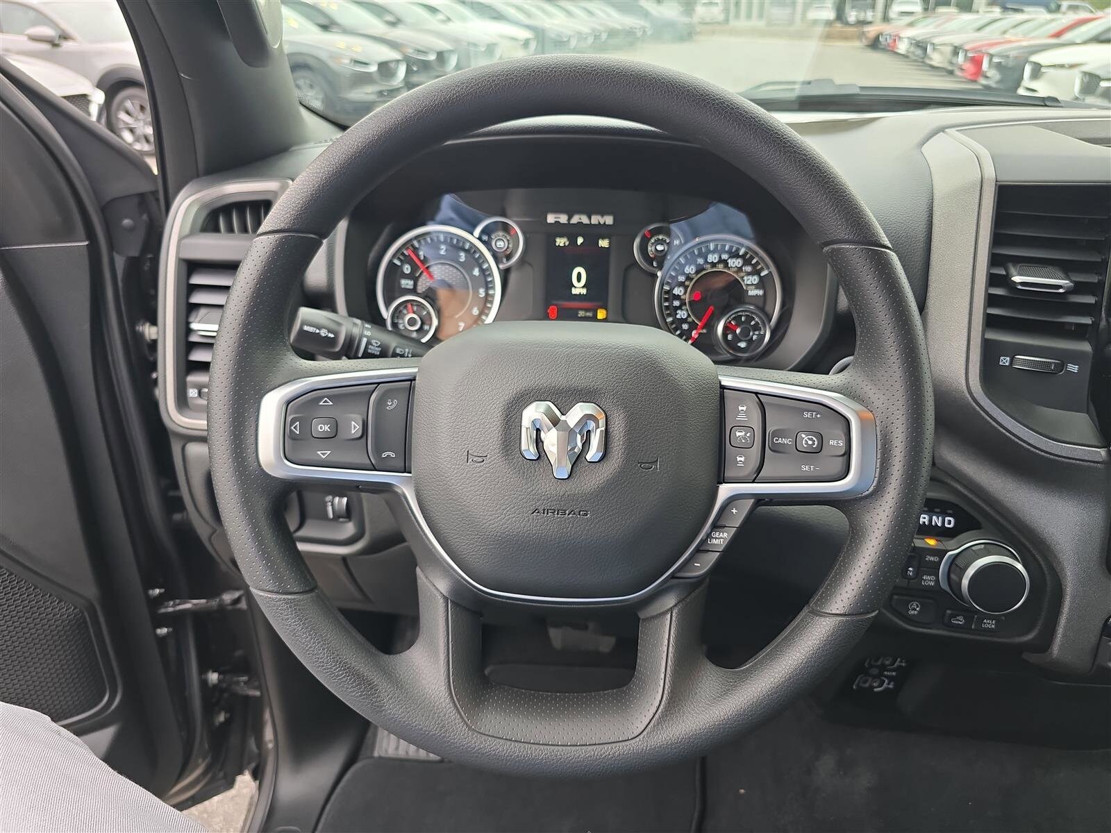 2025 RAM 1500 Tradesman - Photo 31