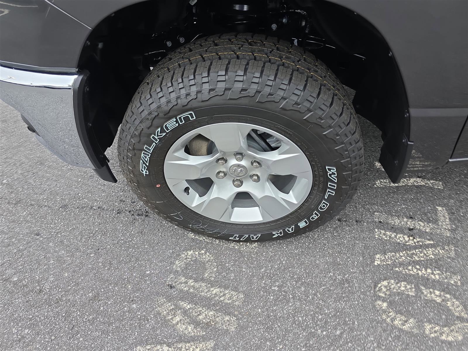 2025 RAM 1500 Tradesman - Photo 11