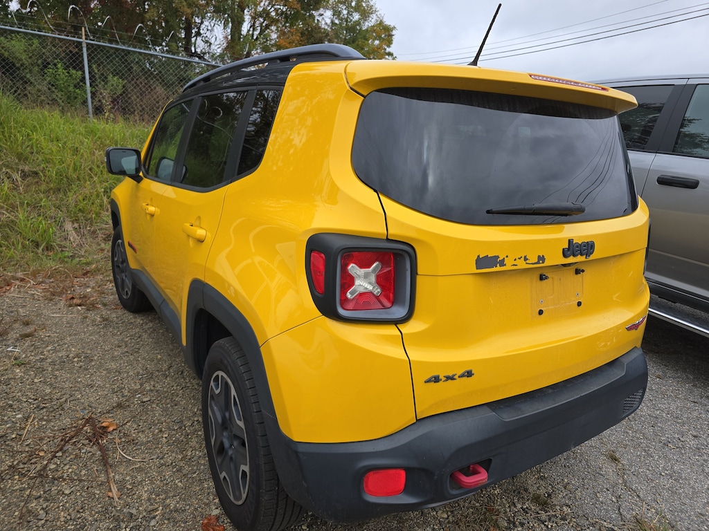 Used 2015 Jeep Renegade Trailhawk SUV