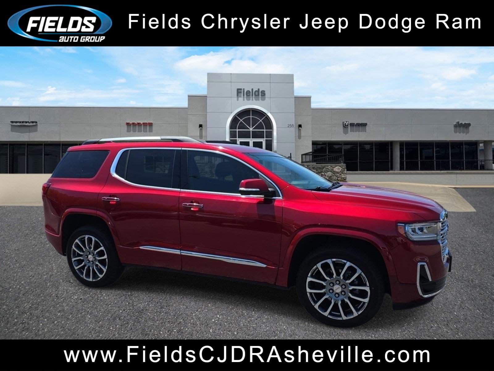 2023 GMC Acadia Denali FWD's photo