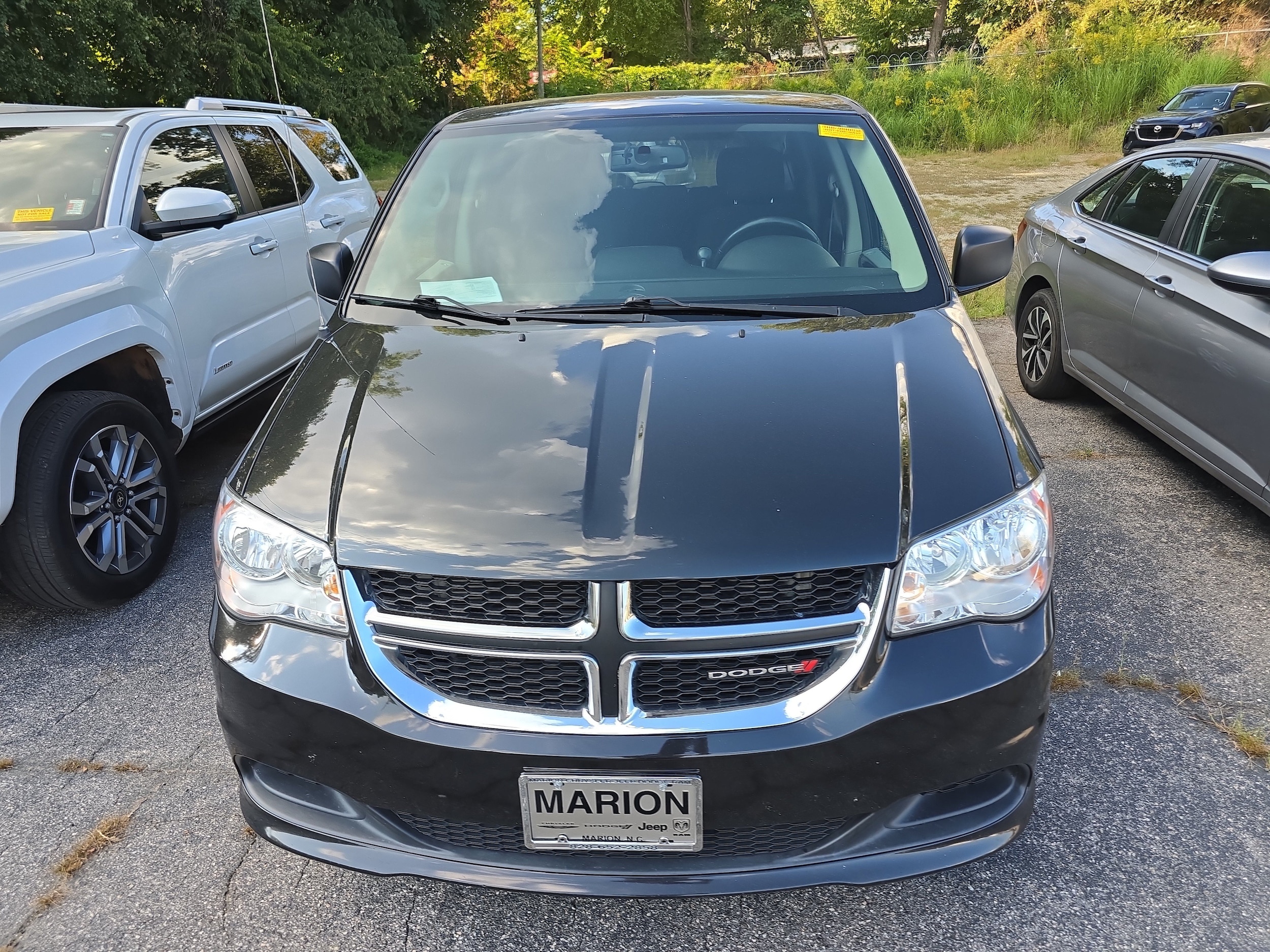 Used 2015 Dodge Grand Caravan SE with VIN 2C4RDGBG6FR648908 for sale in Asheville, NC