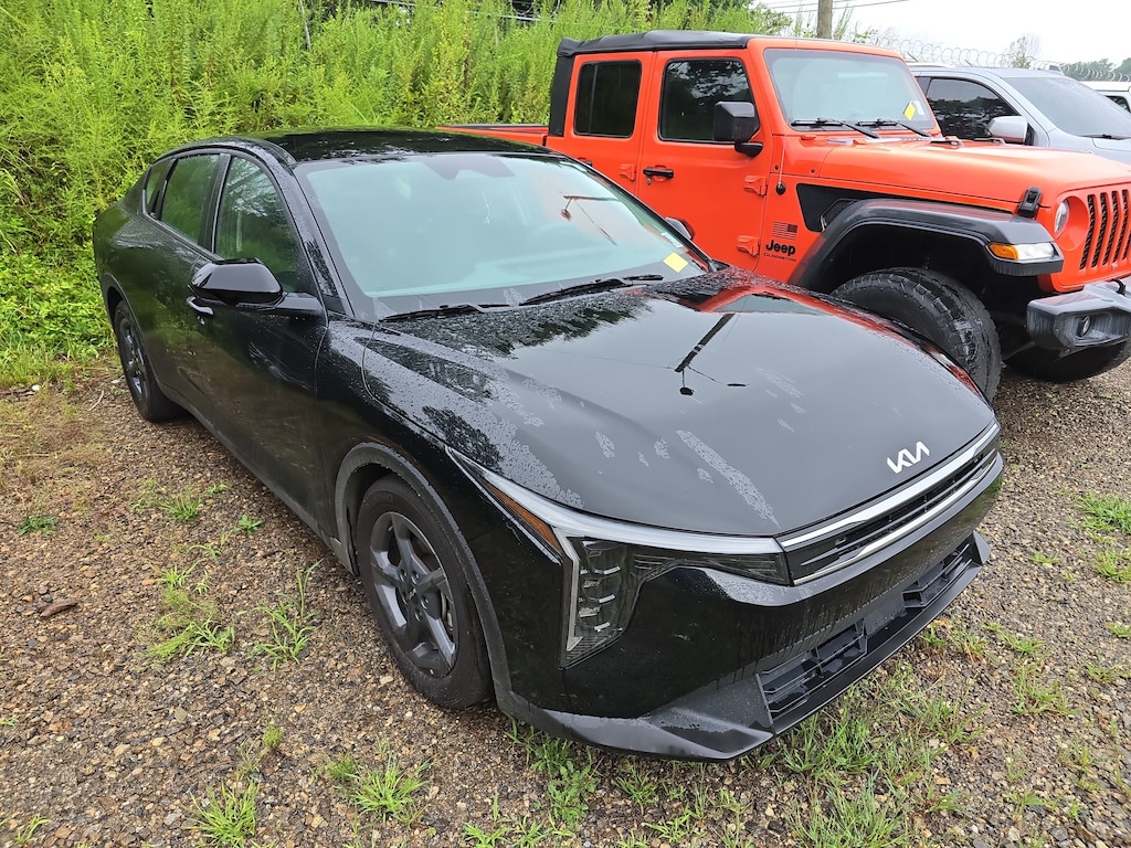 Used 2025 Kia K4 LXS Sedan
