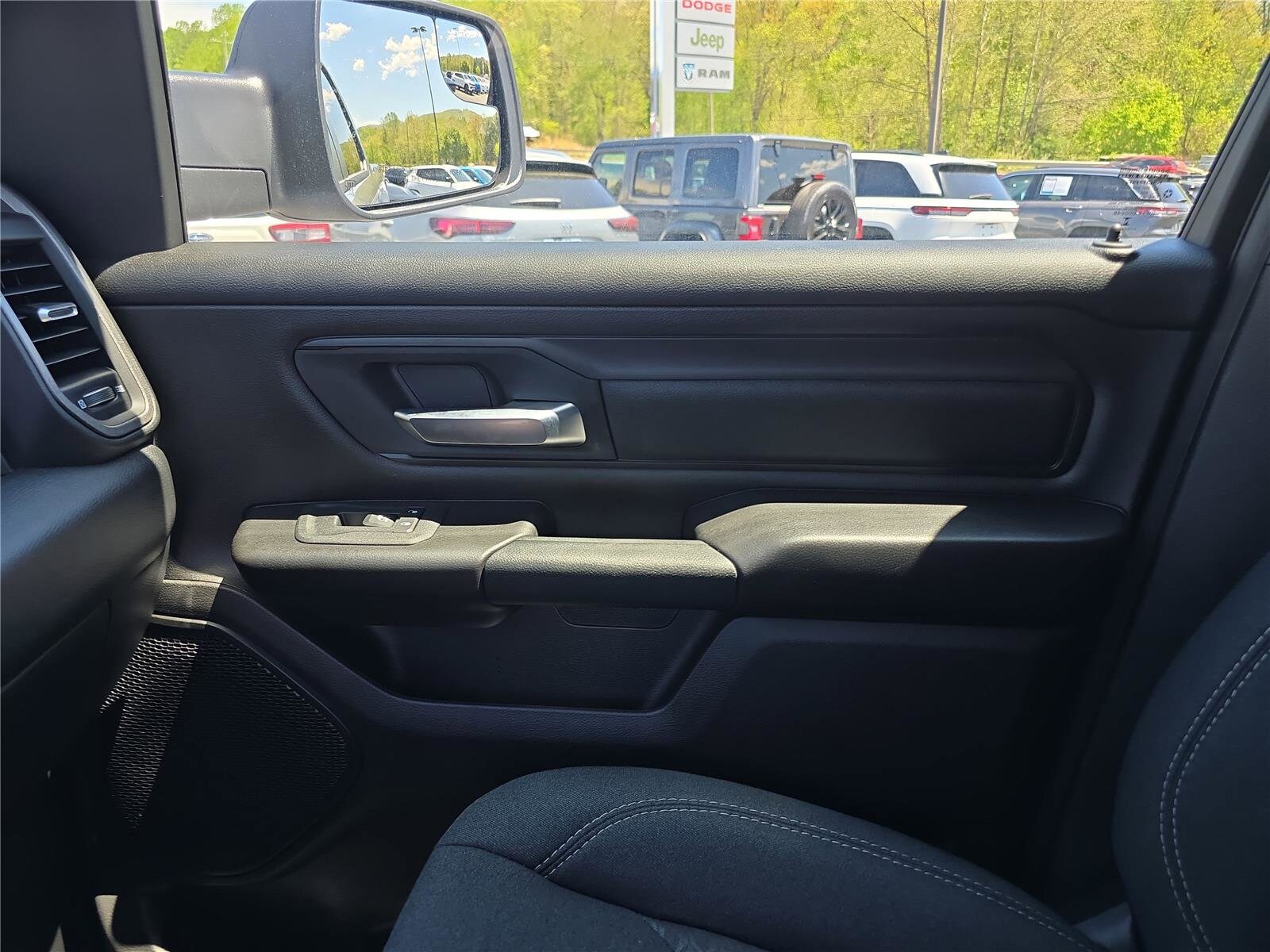2025 RAM 1500 Tradesman - Photo 20
