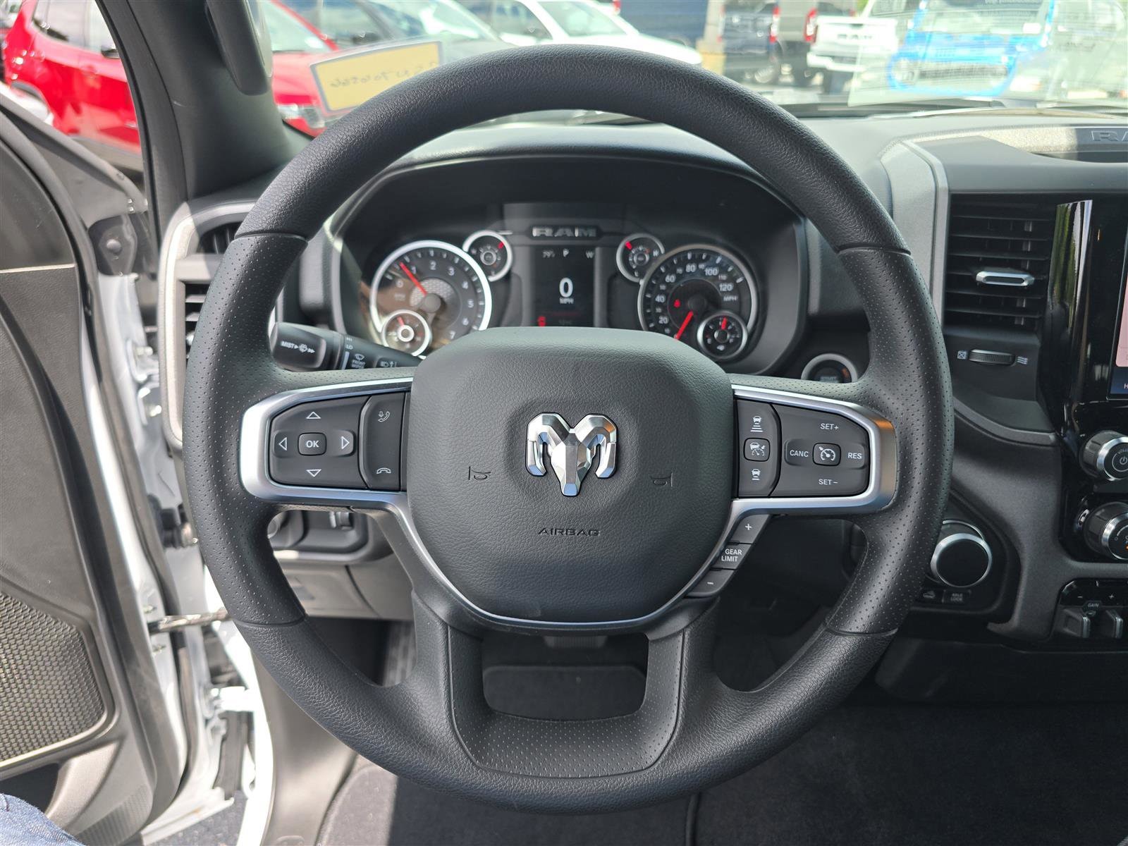 2025 RAM 1500 Tradesman - Photo 34