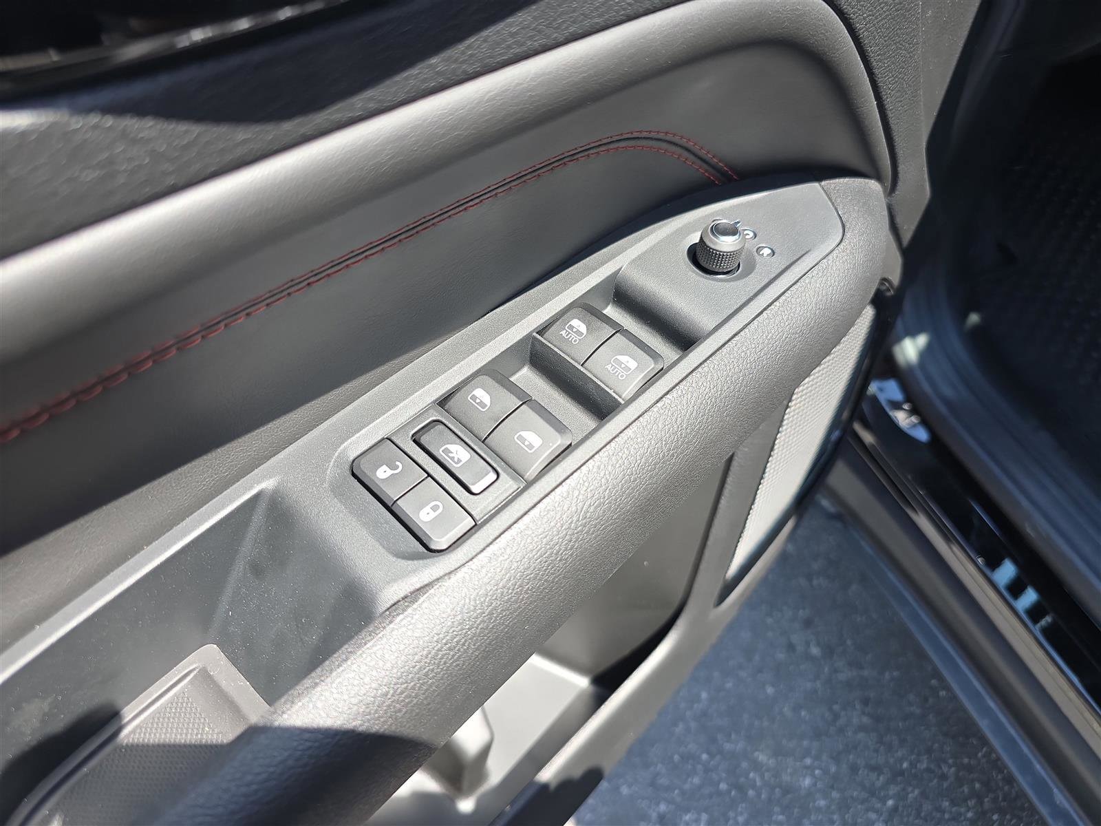 2025 Jeep Compass Trailhawk - Photo 23