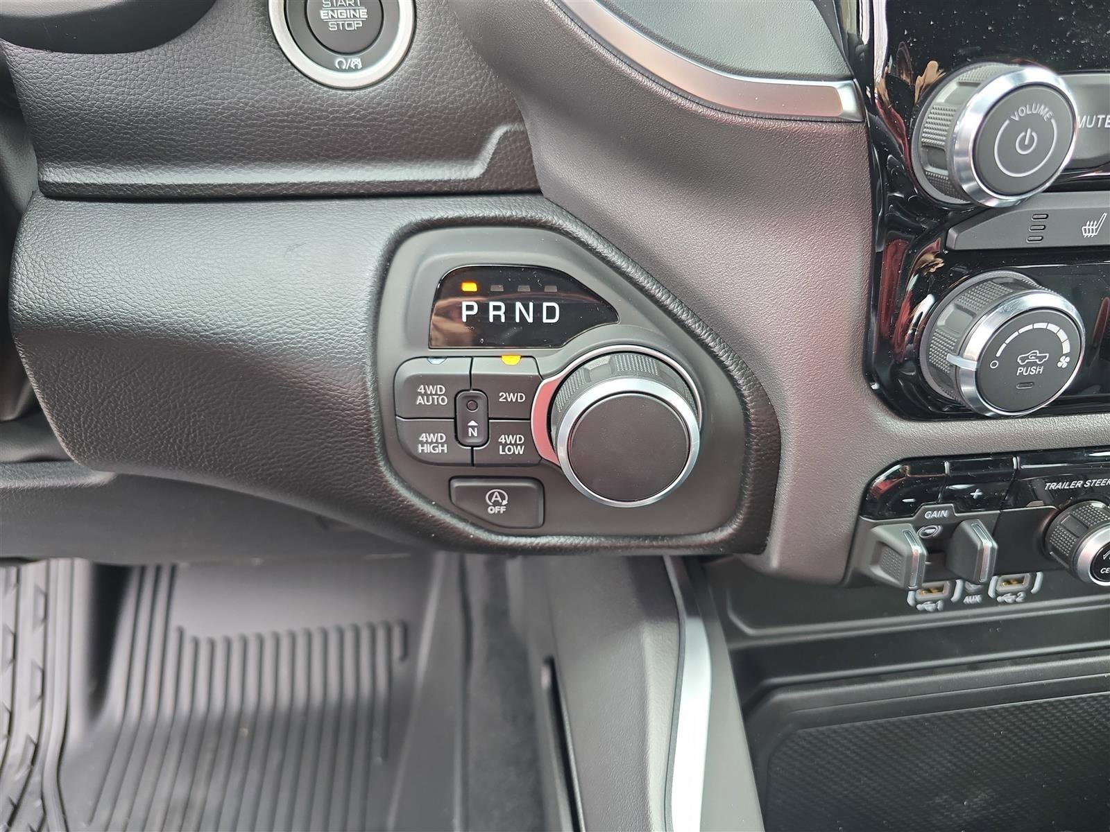 2025 RAM 1500 Big Horn/Lone Star - Photo 32