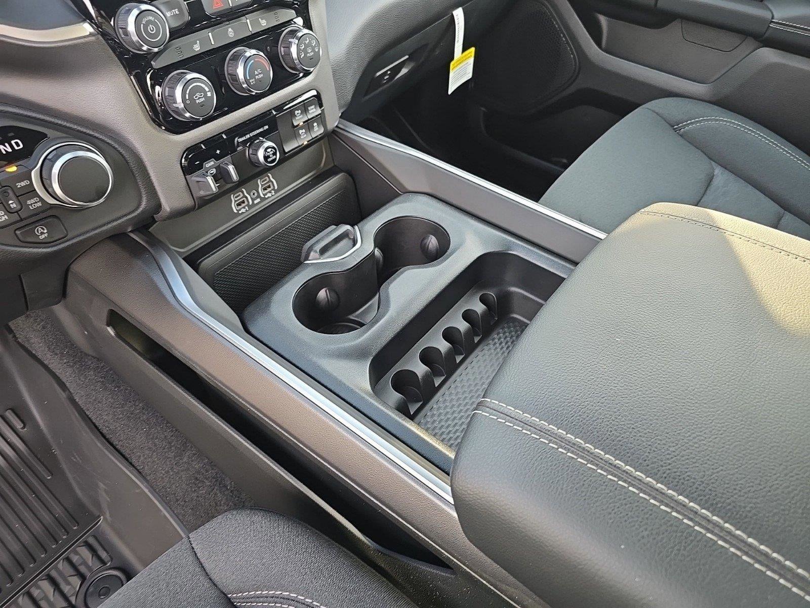 2025 RAM 1500 Big Horn/Lone Star - Photo 31