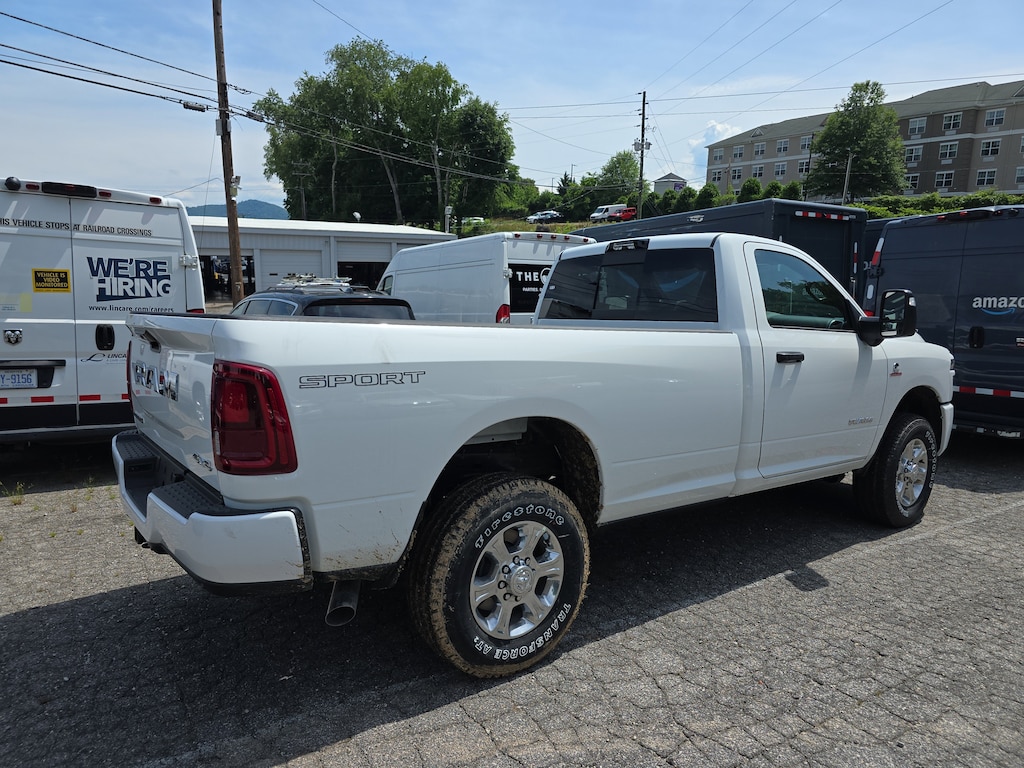 New 2026 Ram 2500 BIG HORN REGULAR CAB 4X4 8' BOX Pickup