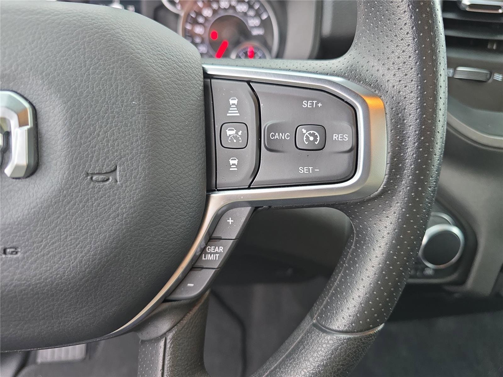 2025 RAM 1500 Tradesman - Photo 32