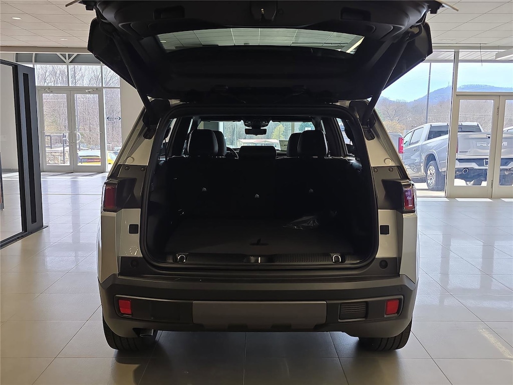 New 2026 Jeep Cherokee OVERLAND 4X4 Sport Utility