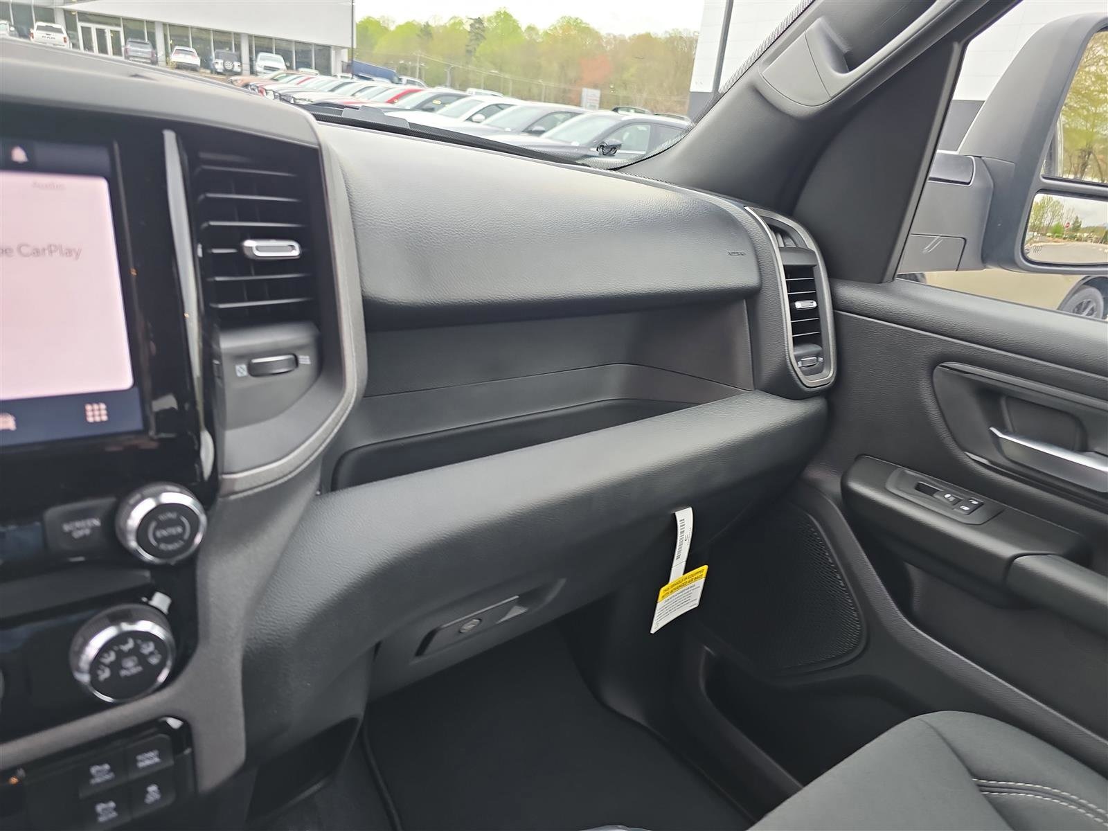 2025 RAM 1500 Tradesman - Photo 25