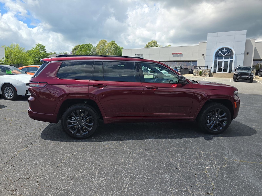 New 2026 Jeep Grand Cherokee L LIMITED RESERVE 4X4 Sport Utility