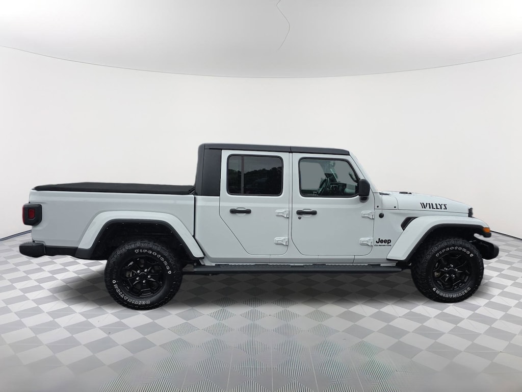 Used 2021 Jeep Gladiator Willys Truck