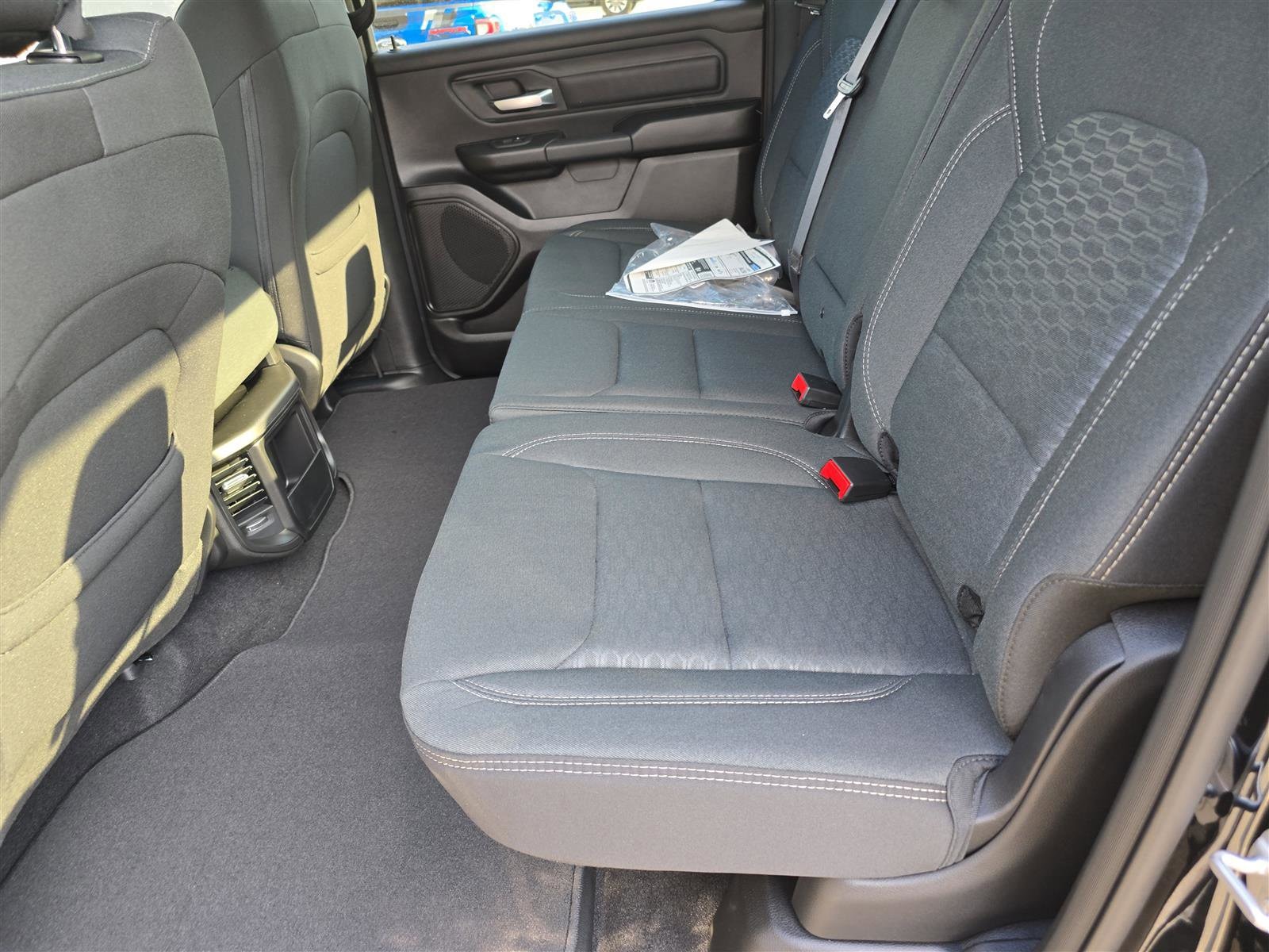 2025 RAM 1500 Tradesman - Photo 16