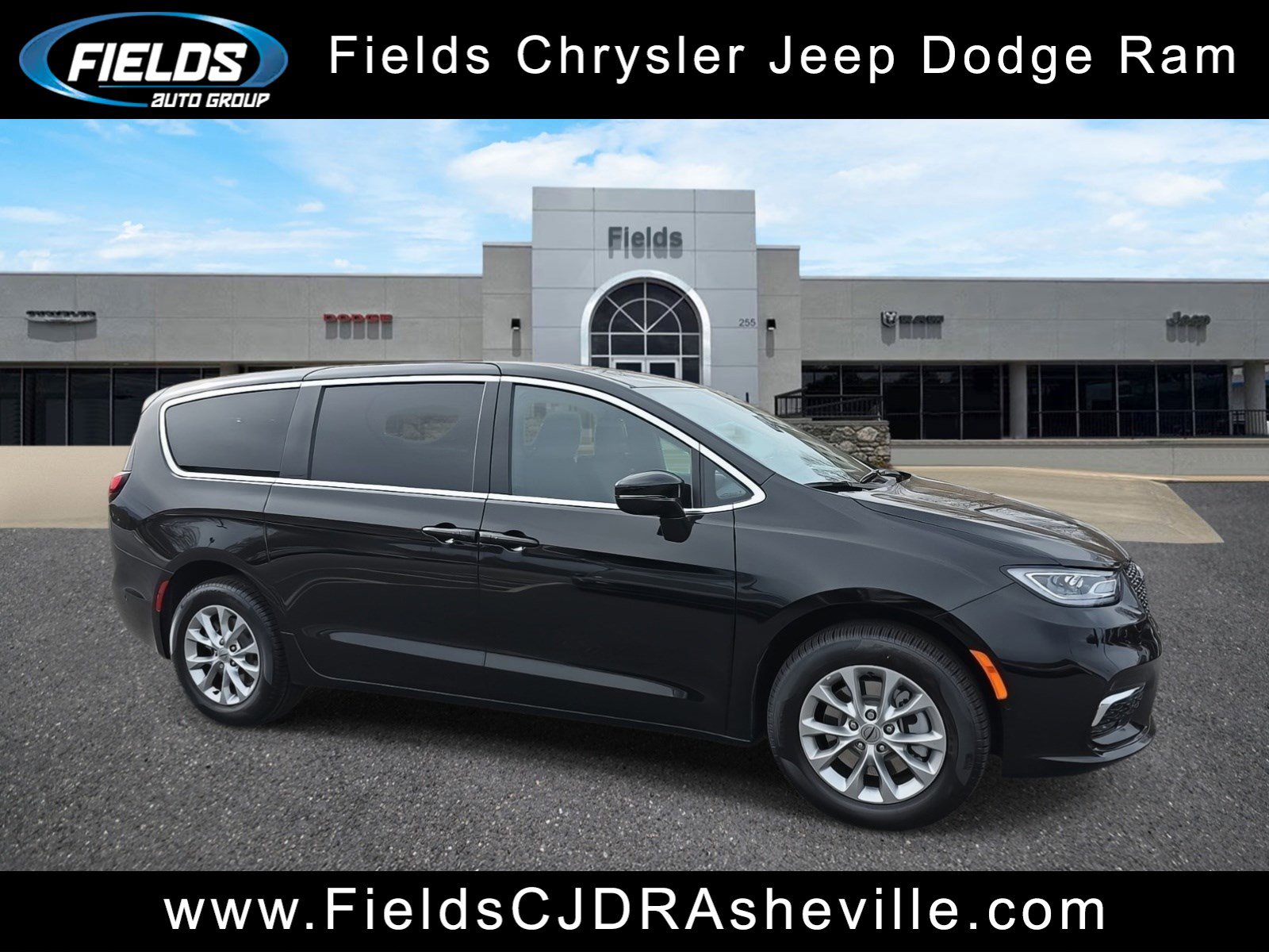 2025 Chrysler Pacifica Select