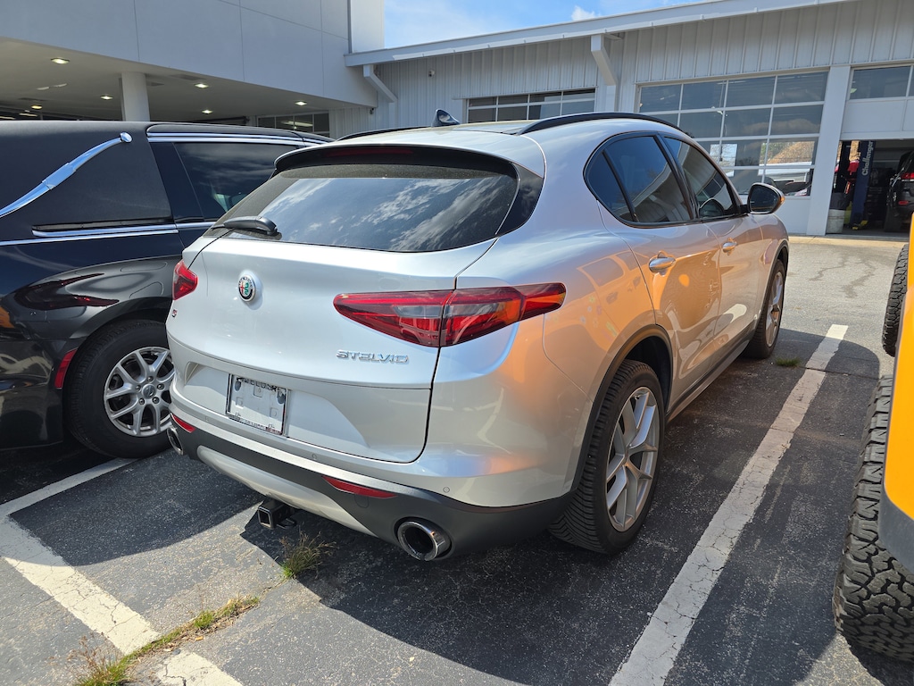 Used 2018 Alfa Romeo Stelvio Ti SUV