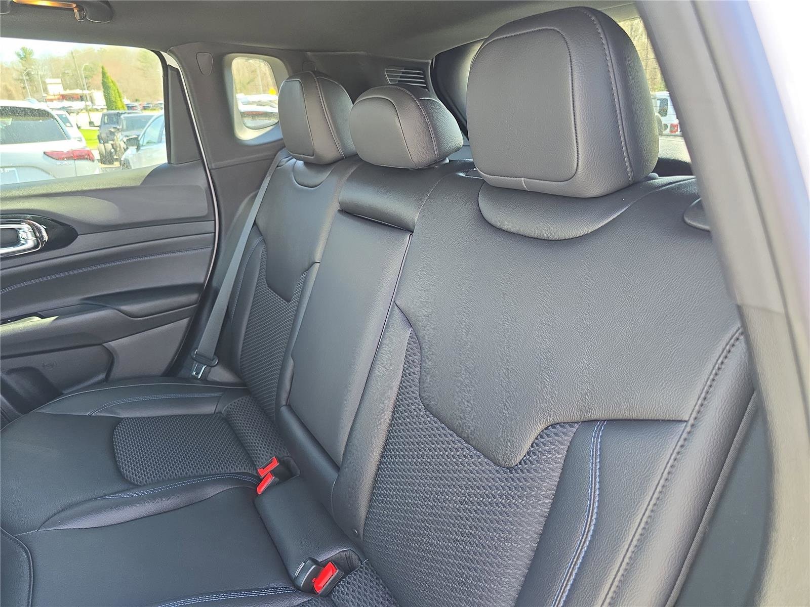 2026 Jeep Compass Altitude - Photo 15