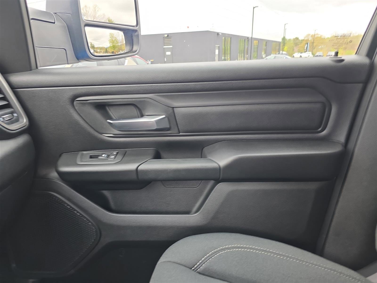 2025 RAM 1500 Tradesman - Photo 24