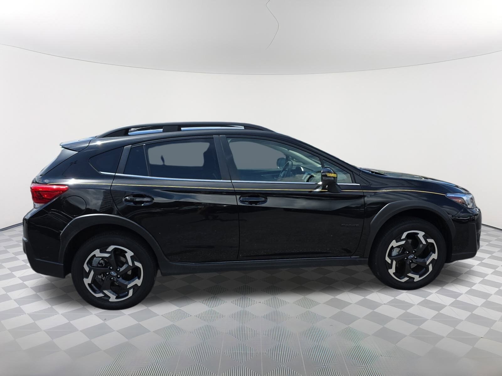 2023 Subaru Crosstrek Limited photo 2