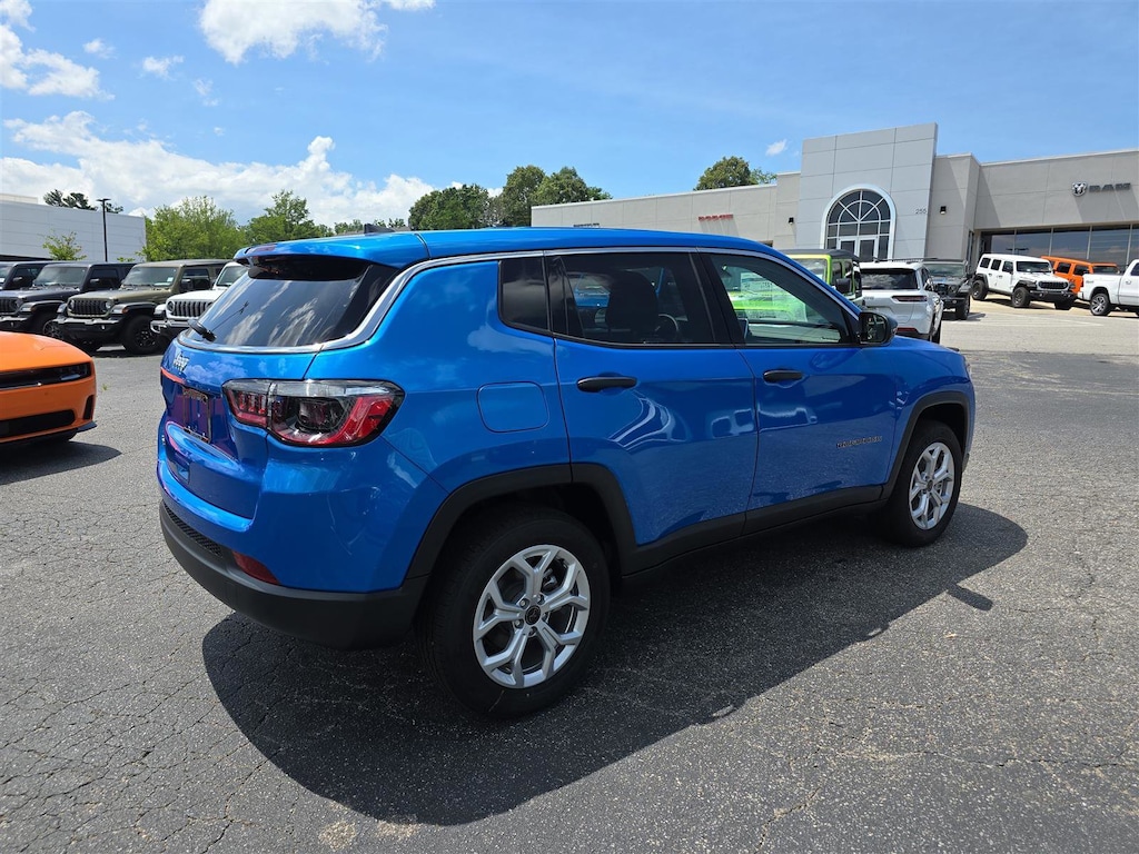 New 2025 Jeep Compass SPORT 4X4 Sport Utility