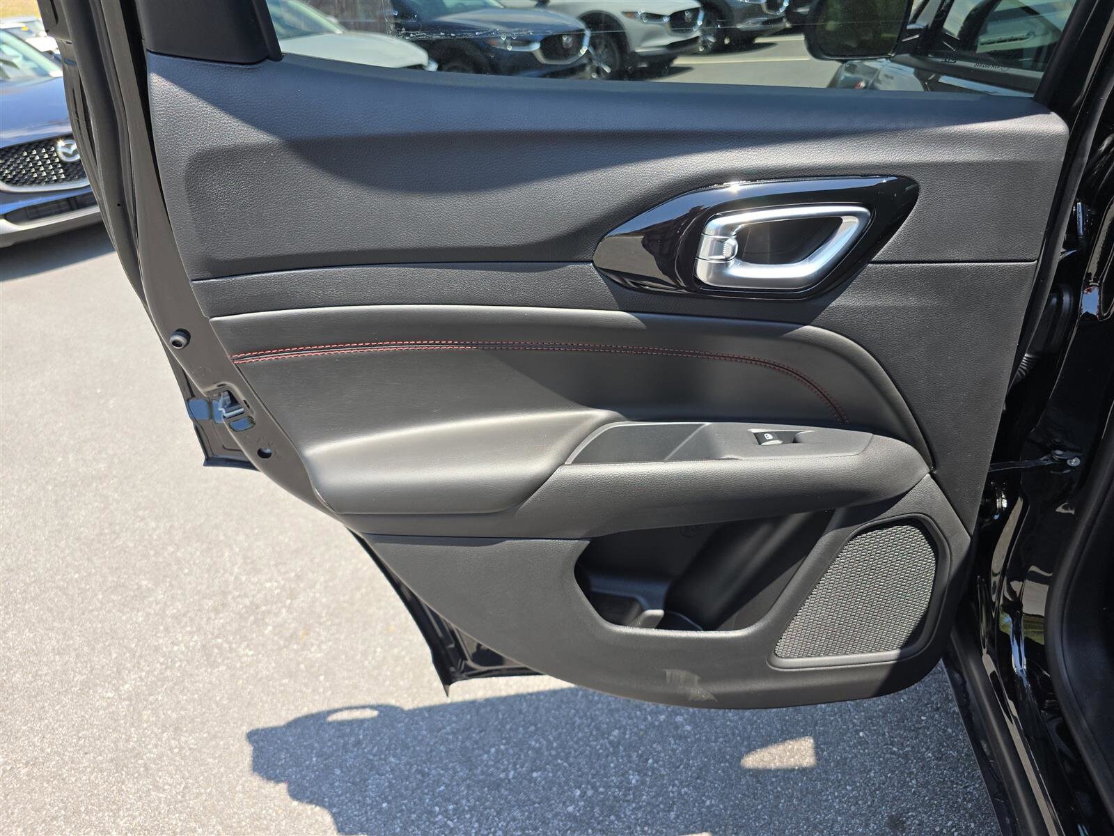 2025 Jeep Compass Trailhawk - Photo 14