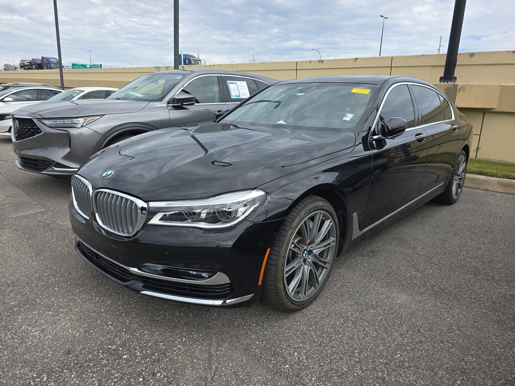 Used 2018 BMW 7 Series 750i Sedan