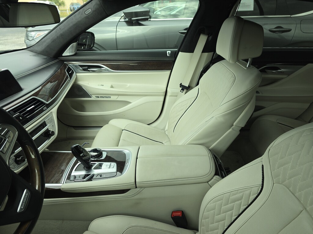 Used 2018 BMW 7 Series 750i Sedan