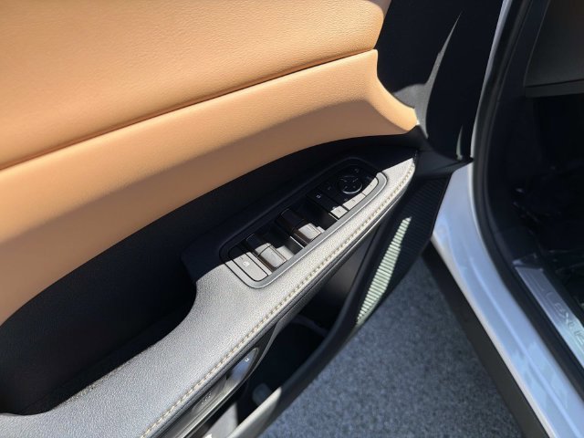 2026 Lexus RX 350 Premium - Photo 18