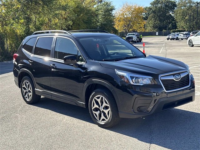 2020 Subaru Forester Premium photo 3