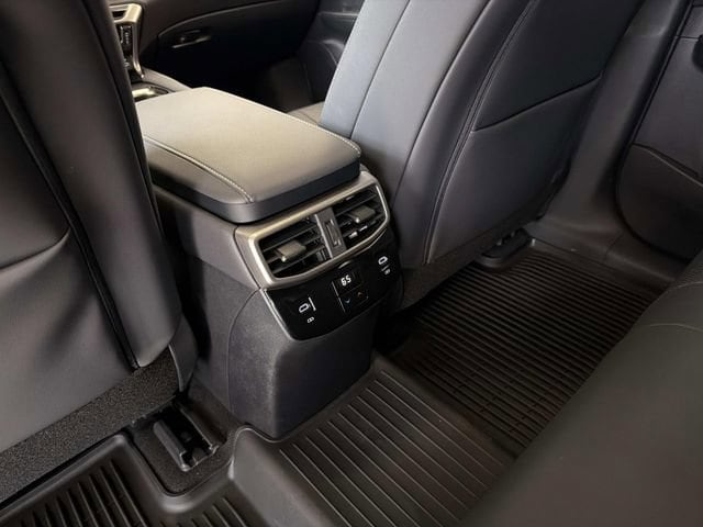 2026 Lexus RX 350 F-Sport - Photo 16