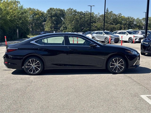 2023 Lexus ES 350 photo 4