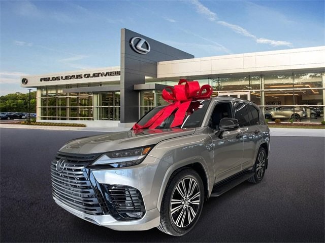2025 Lexus LX Luxury's photo