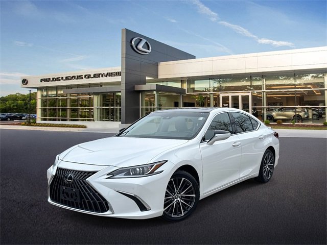 2022 Lexus ES 350's photo