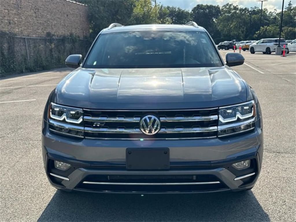 Used 2019 Volkswagen Atlas 3.6L V6 SE w/Technology R-Line 4MOTION SUV