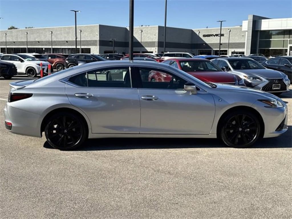 Certified 2023 Lexus ES 300h Sedan